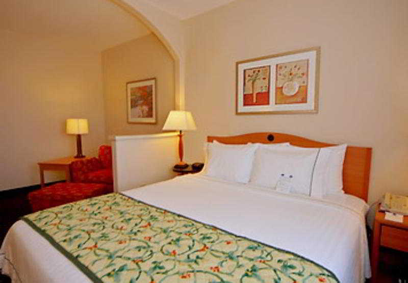 Comfort Inn & Suites Oakland Airport Rom bilde