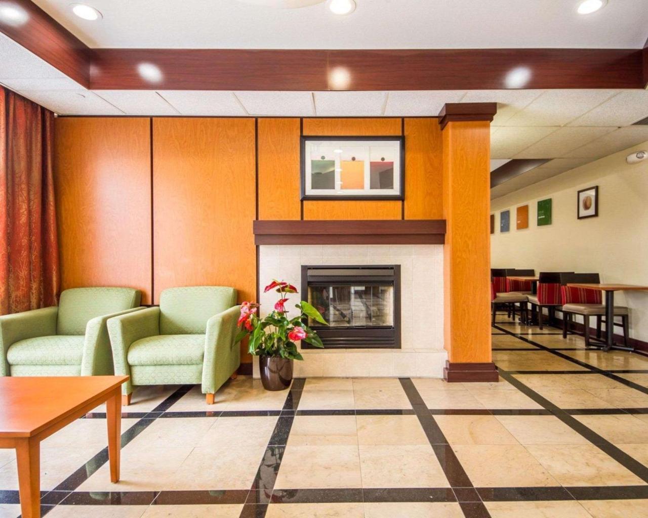 Comfort Inn & Suites Oakland Airport Eksteriør bilde