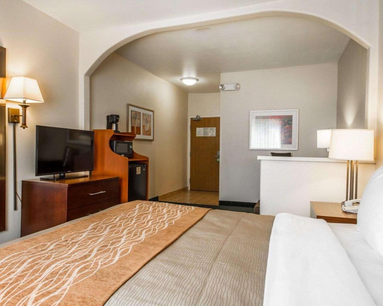 Comfort Inn & Suites Oakland Airport Eksteriør bilde